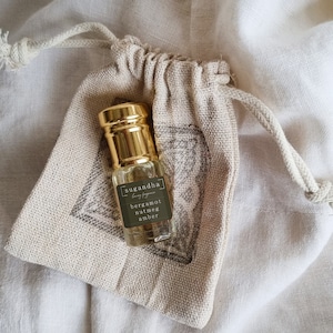 bergamot - nutmeg - amber // Unisex perfume. Alcohol Free, Vegan, Cruelty free roll-on perfume. Long lasting and travel size perfume.