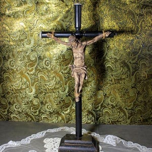 Antique Crucifix, Church Crucifix, Elizabethan Crucifix, Plaster Table Crucifix, Christ Crucifix, Wooden Cross
