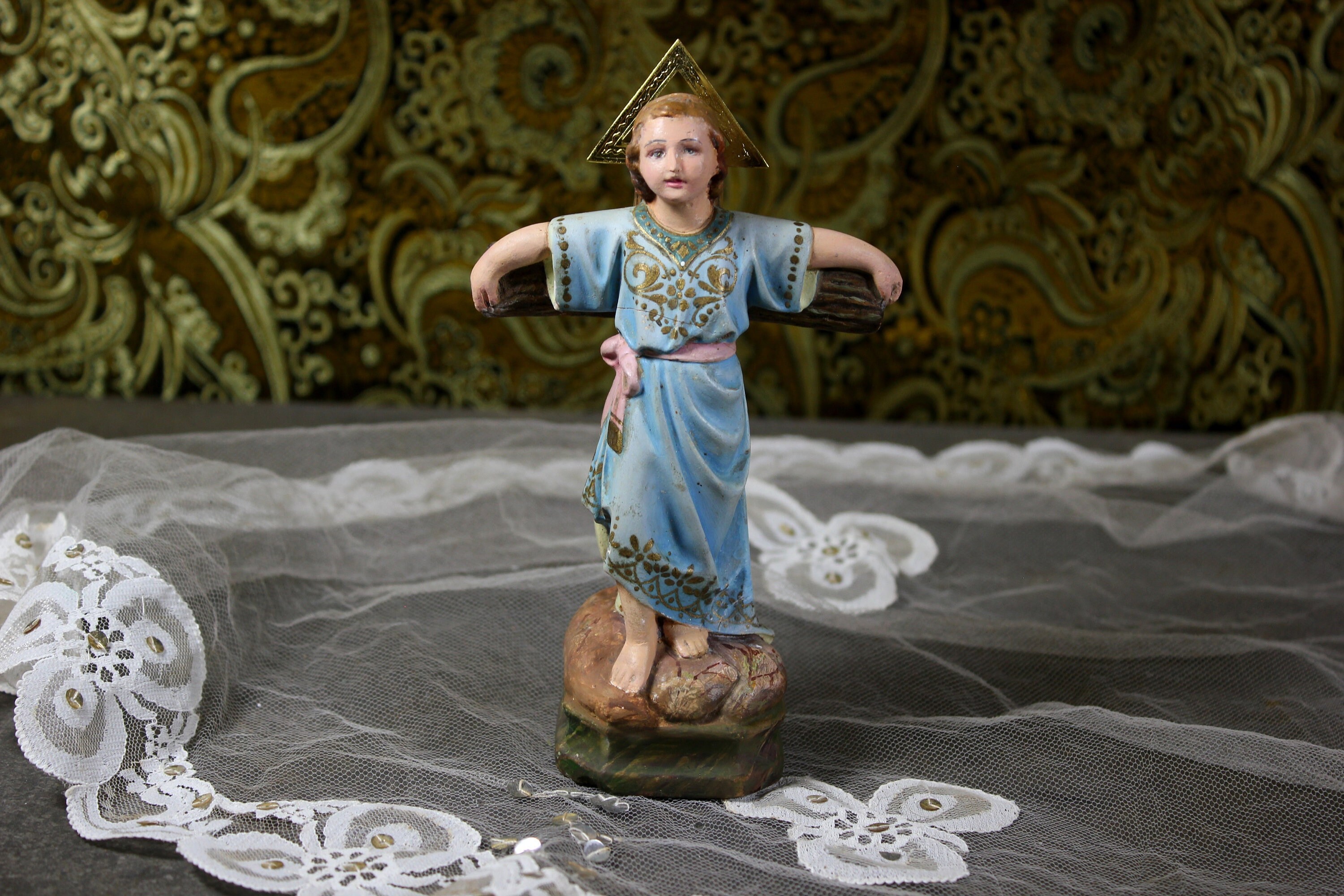 Vintage Religious Art, Religious Sculpture Jesus Christ Child, Ancient Statue Child Jesus on Cross, Child Jesus Sculpture, Plaster Sculpture