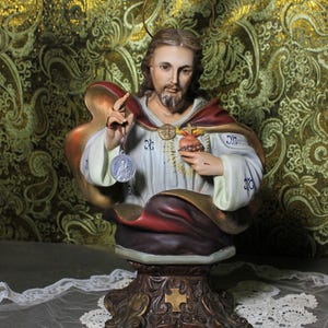 Antique Bust of the Heart of Jesus, Sacred Heart  Jesus, Bust of Jesus, Antique Christ, Statue of Jesus, Plaster Sculpture, Bust of the 40s