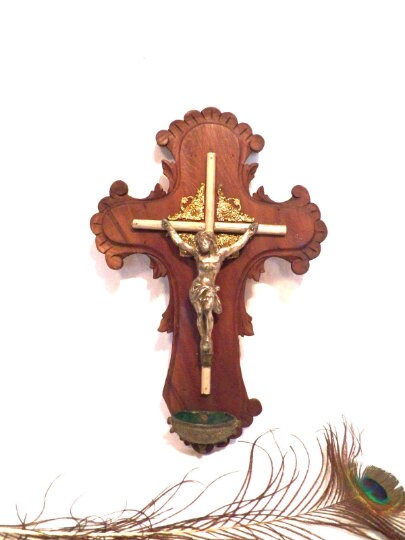 Crucifijo de pared católico - Cruz Scorzelli de 6 - Bendecido por el Papa