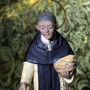 Saint antique, Saint Martin de Porres, Figure religieuse 27cm, Sculpture religieuse, Français Saint Figure, Sculpture en plâtre, Saint, années 40