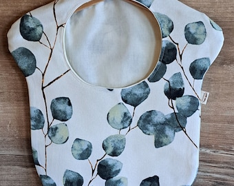 Handgemachter Klammerbeutel mit Eukalyptus-Motiv, Innenfutter inklusive Holzkleiderbügel – stabil, hübsch & praktisch