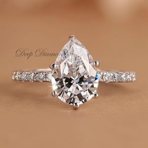 Pear Cut Lab Grown Diamond Engagement Ring: IGI Certified, Solid Gold