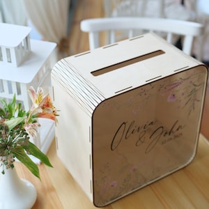 Floral wedding card box, boho cards box, container for wishes, boho wildflower card box, wedding card holder, wooden card box with slot