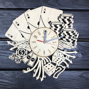 Cadeau joueur de poker, cadeau poker pour lui, horloge murale poker en bois, enseigne de salle de jeux, art mural poker, art mural jeu de poker, art mural casino