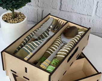 Custom wooden cutlery organizer, handmade cutlery box, kitchen decor, kitchen accessories, kitchen cutlery case, black friday sale 2024