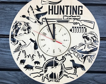 Hunting wall clock, personalized hunting gift, farmhouse decor, best gift for him, hunting lover gift