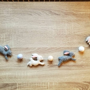 Felt Easter decoration bunny garland, felt bunny felt ball garland, sustainable home decor, photo prop
