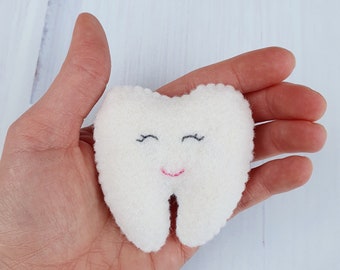 Cuscino porta-denti in feltro fatto a mano: regalo per la fatina dei denti per bambini