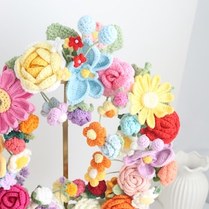 Gehaakte lentebloemenkrans handgemaakte bloemenkrans gepersonaliseerd cadeau voor moeder interieur deur decor bloemenkrans Moederdag kunst aan de muur