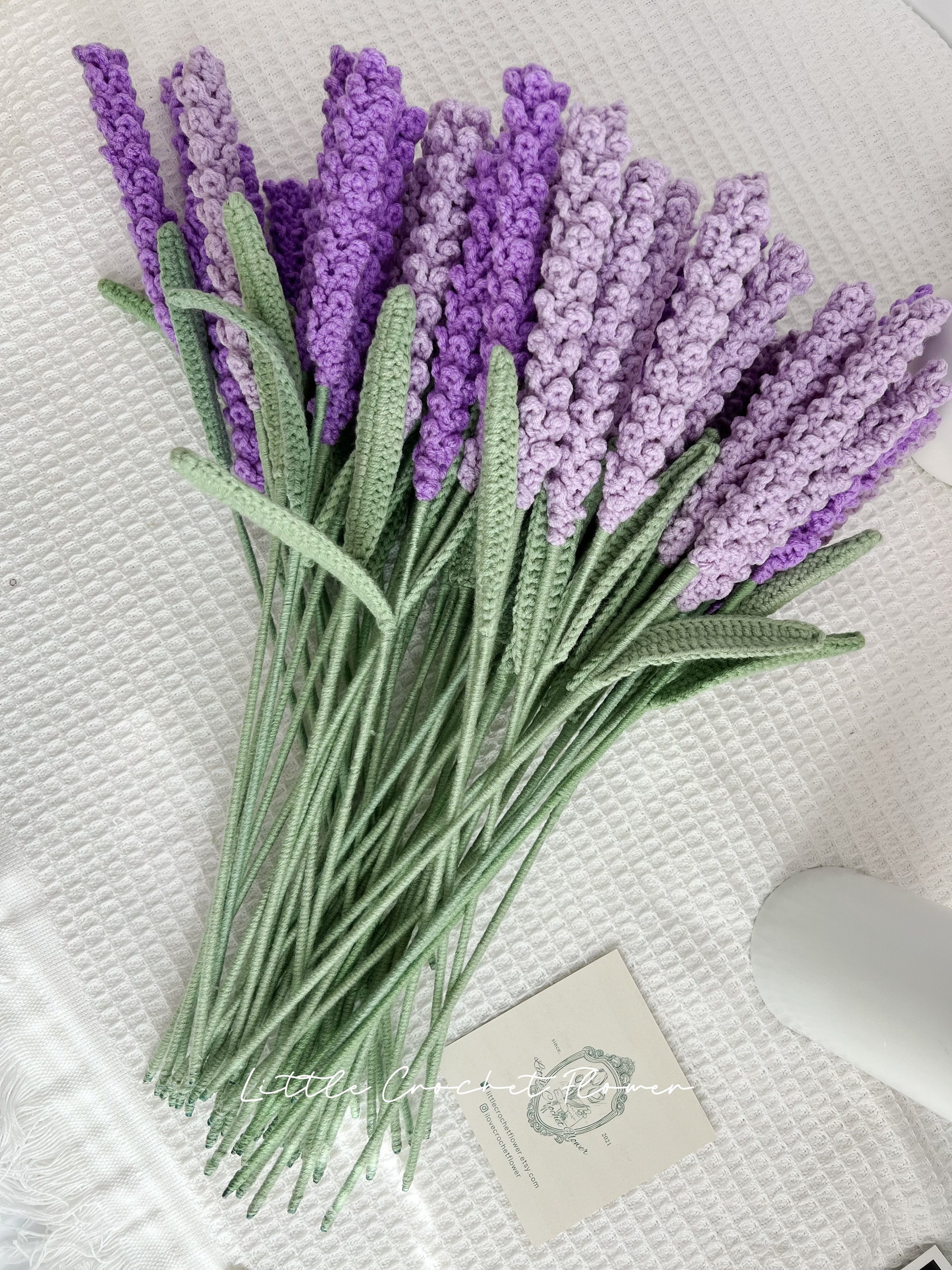 ラベンダー、かぎ針編みのラベンダーの花、手作り、先生への
