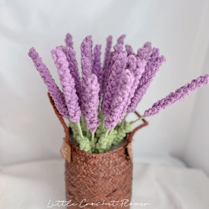 One lavender, crochet lavender flower, hand made, personalized gift for teacher, home decoration, desk decoration, crochet lavender Purple