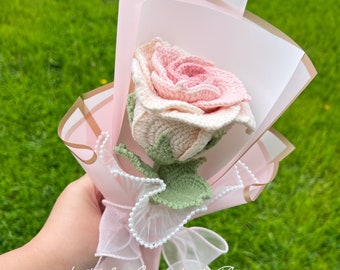 かぎ針編みのバラの花束、一輪のバラ、手作り、ガールフレンドへ