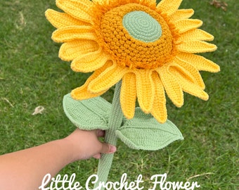 Crochet GIANT sunflower flower bouquet,hand made,personalized gift for girl friend,home decoration, knitted flower Forever flower, sunflower