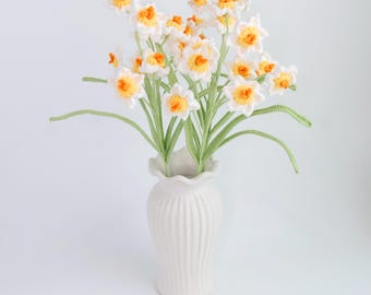 Handmade Crochet Daffodil Bouquet Knitted Narcissus Flowers Realistic Crocheted Floral Arrangement Spring Home Decor, Housewarming Gift