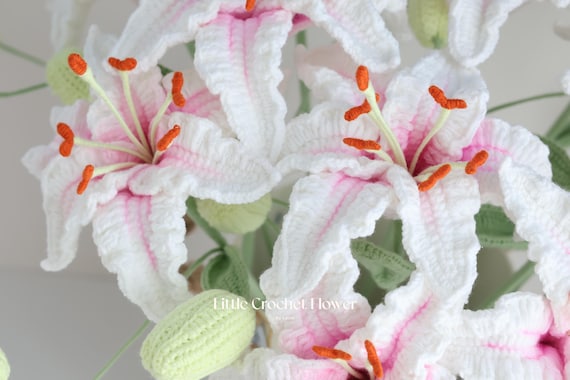 One Lily With Bud,crochet Lily Flower Bouquet, Stargazer Lily