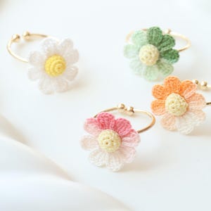 Micro Crochet flower ring, daisy ring, adjustments ring, Knitted, Handmade ring, crochet rings, Gift For Her,