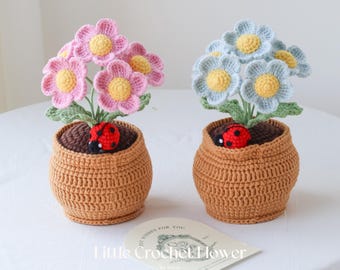 Crochet Daisy Flower Pot with Ladybug Handmade Desk Decor Mother's Day Gift Teacher Appreciation Cute Floral Arrangement in pot