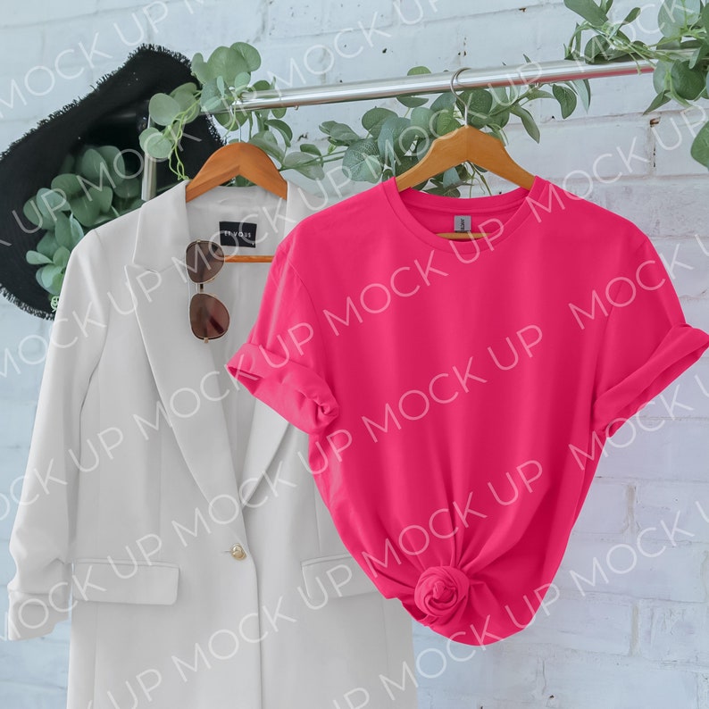 Gildan T-shirt Da Uomo A Maniche Corte, Modello Ultra Cotton, Colore Heliconia/Nero, Taglia M. Tessuto Spesso E Confortevole, Prelavato.