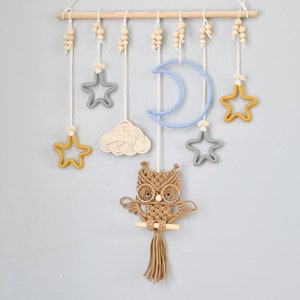 Makramé Uggla Väggbonad, Uggla Barnrumsdekor, Måne- och Stjärnväggbonad, Boho Baby Room Decor, Skogsmark Barnrumspresent