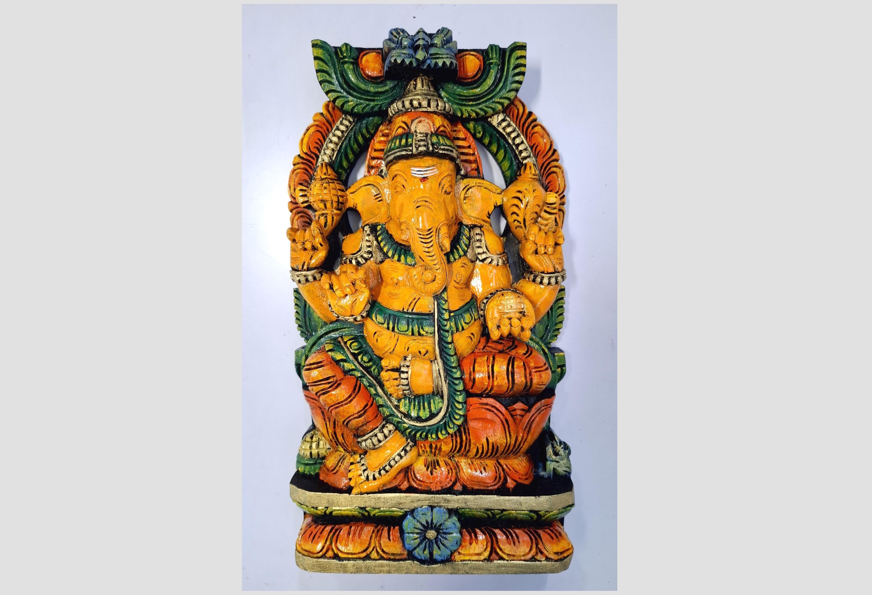 手彫りの木製ガネーシャ像：18インチのヒンドゥー寺院の装飾 - Etsy 日本