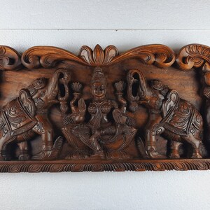 Holz geschnitzte Gajalakshmi Wandplatte 24 Zoll Haupttür | Etsy