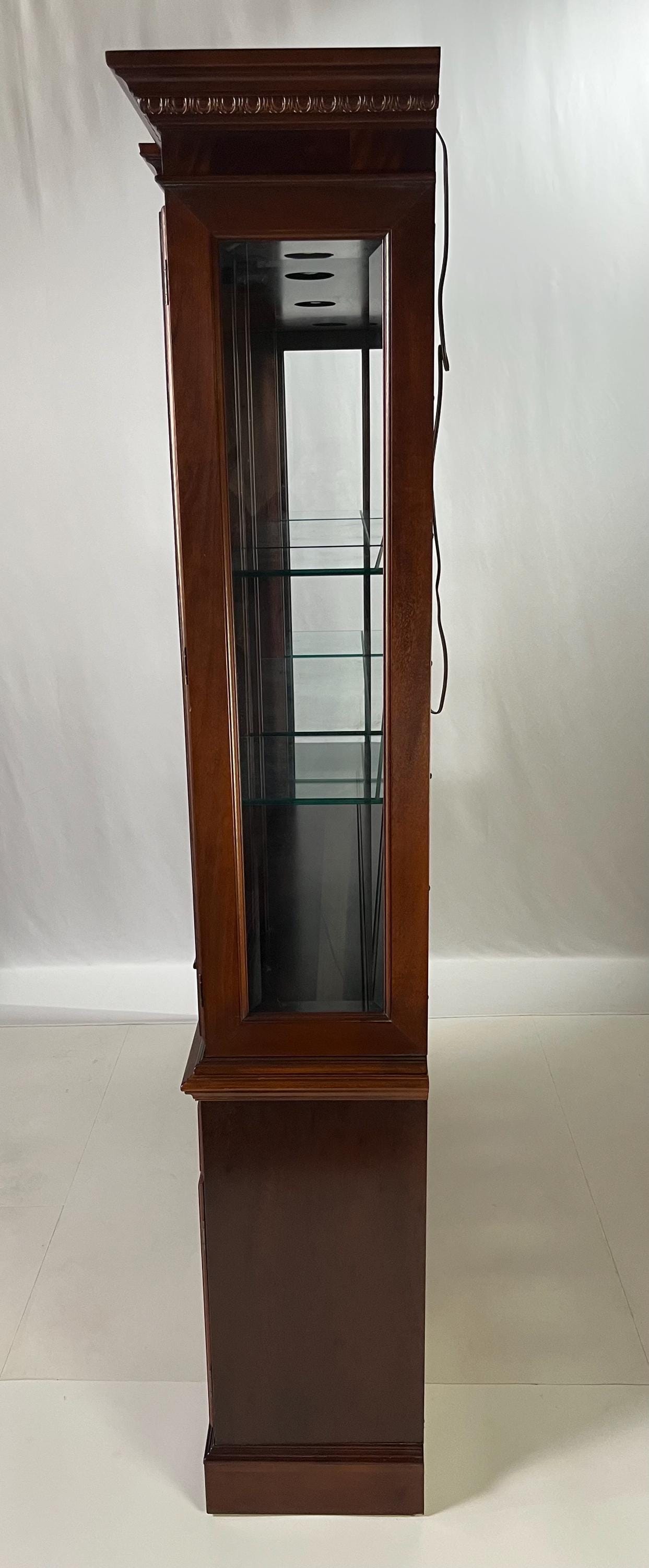 Vintage Ethan Allen Georgian Style Mahogany Breakfront China