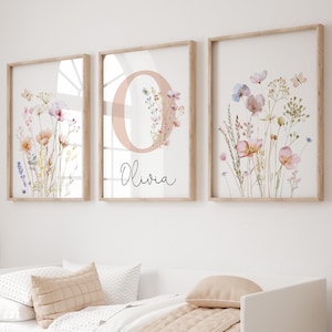 Art mural floral pour chambre d'enfant, impressions de fleurs sauvages personnalisées, décoration bohème pour chambre d'enfant, aquarelle de fleurs, nom personnalisé - initiales, numérique