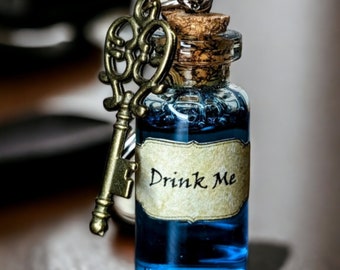 Alice In Wonderland Inspired Drink Me Potion Keychain Keyring