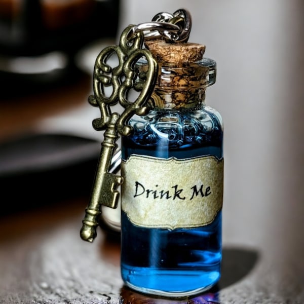 Alice In Wonderland Inspired Drink Me Potion Keychain Keyring