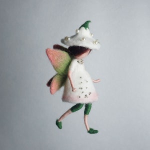 Needle felted fairy, Felted fairy, Wool doll, Flower Fairy, White angel, Waldorf inspired, Nursery, Doll miniature, Angle