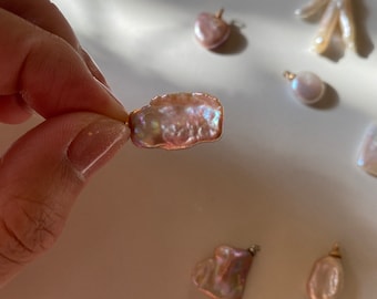 Baroque Freshwater Pearl Pendant: Natural Pink Pearl