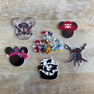 Complete SET Disney Pirates Resins | Flat Back Planar Resin | Pirates of the Caribbean Resin | Ship Mickey Mouse Goofy Pluto Donald Goofy