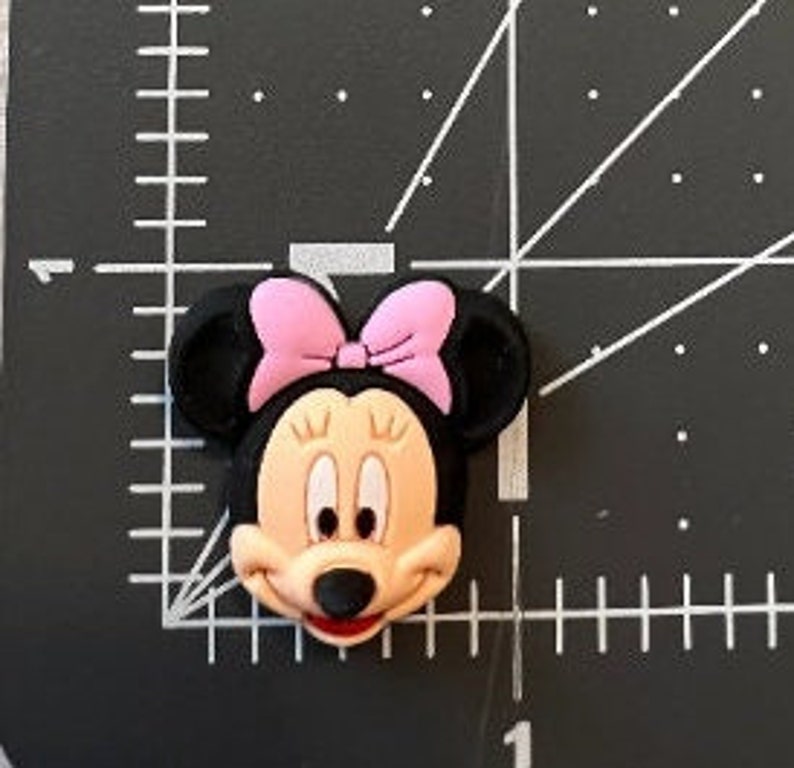 Cabochon central 3D Disney Minnie Mouse, dos plat, colle douce, embellissement scrapbooking Disney Minnie Mouse LOT de 2 Minnie Mouse