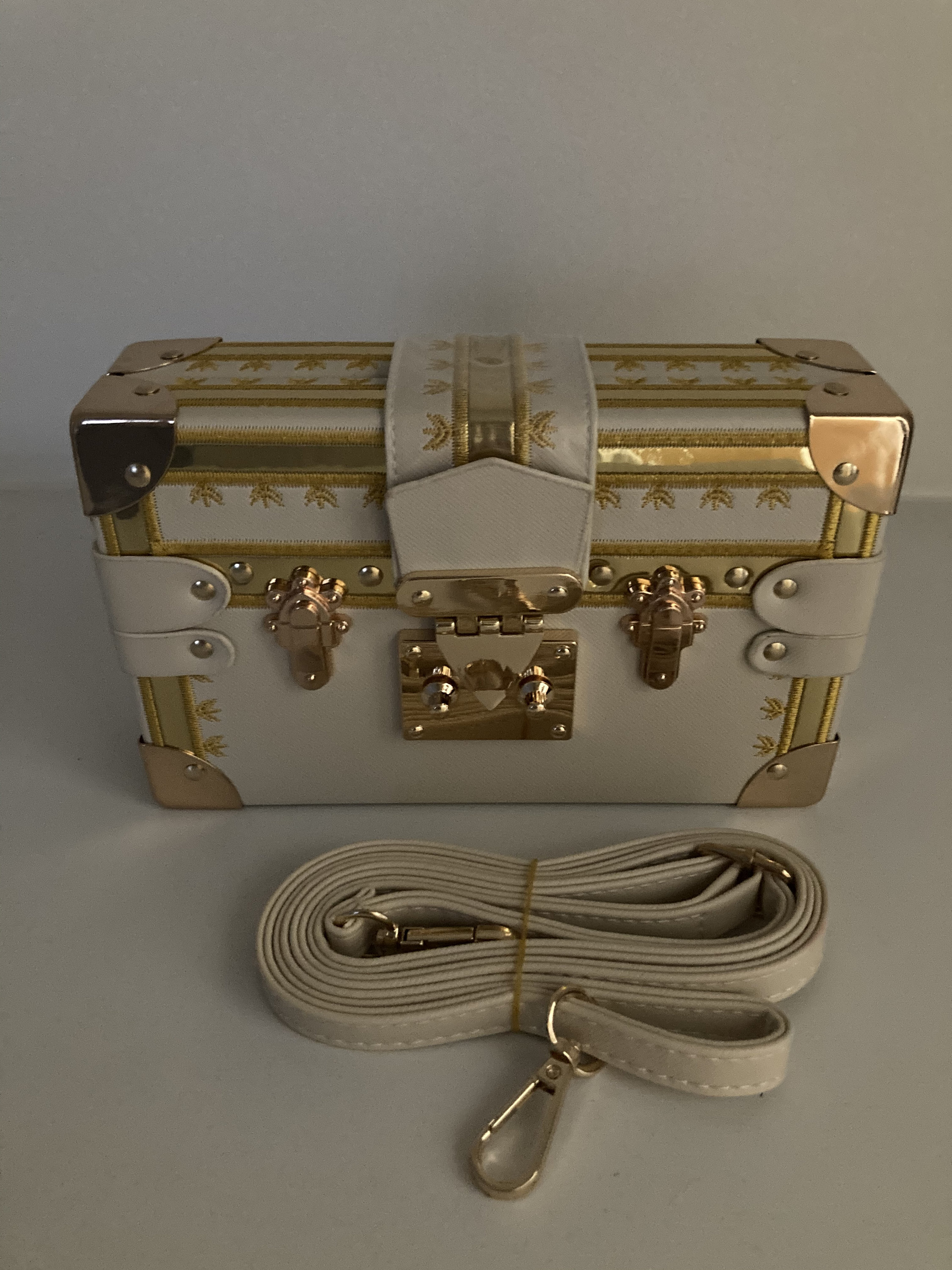 Luxury Crossbody Bags Canada