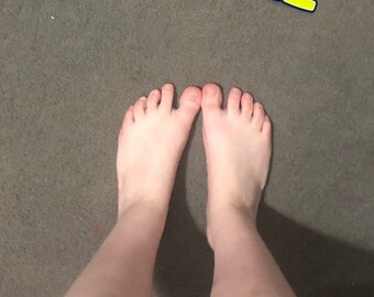 Female Worship Male Feet
