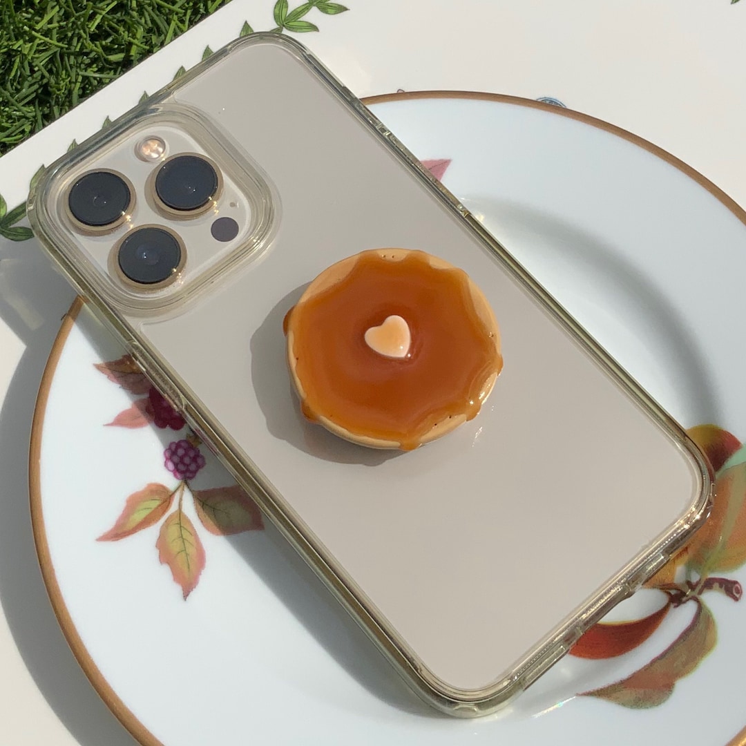 Heart Butter Pancakes With Syrup Phone Grip