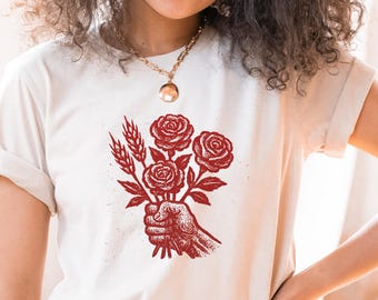Camiseta de lona "Pan y Rosas", camiseta gráfica con estampado de socialismo sutil.