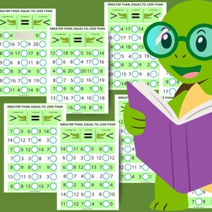 Pode incluir: Folhas de exercícios educacionais com problemas de matemática que comparam números usando os símbolos maior que, igual a e menor que. As folhas de exercícios têm um gráfico de crocodilo verde ao lado dos símbolos. Uma tartaruga verde com óculos está lendo um livro roxo.