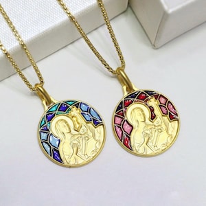 Médaille Sainte Rita en plaqué or – 18 mm | Émail rouge ou bleu | Chaîne en option | Médaille pour cas impossibles | Médaille de saint catholique