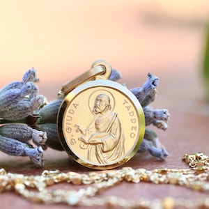 St. Jude Medal in Sterling Silver 925 Platted with 18K Gold | Unisex Catholic Saint Devotional Jewelry