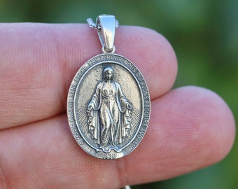 Medium size miraculous medal for man, oval Sterling silver 925 Miraculous Medal, 22 mm oxidised Miraculous Medal for teenage boy
