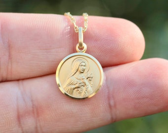 St Teresa of Little flower,18kt gold over sterling silver pendant,St Teresa of Little Jesus, catholic saint medal,gift medal for women 15mm