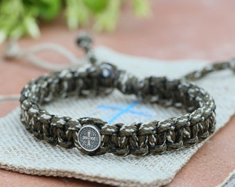 St. Benedikt Sterling Silber Paracord Armband - Taktisches Grünes Makramee