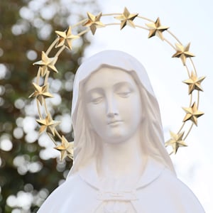 39-Inch Immaculate Heart of Mary Outdoor Statue | Cast and Molded with Handmade Finish | Weatherproof material|Classic ecclesiastical style