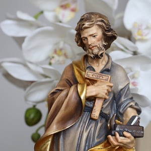Saint Joseph statue, wooden statue of Saint Joseph the worker, St. Joseph carpenter, 30 cm St Joseph sculpture, handmade statue of St Joseph
