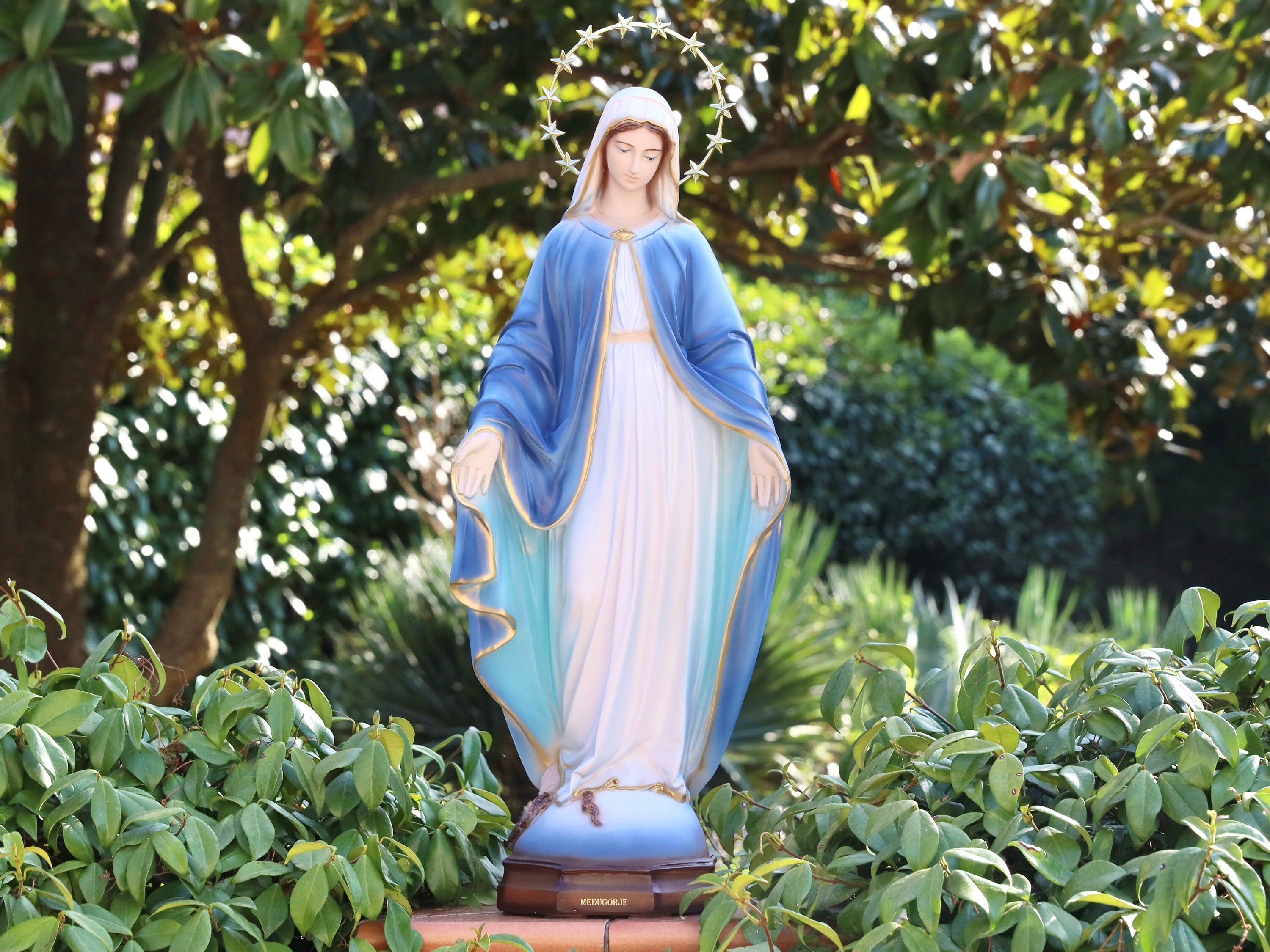 Grotto for mary statue - Etsy Canada