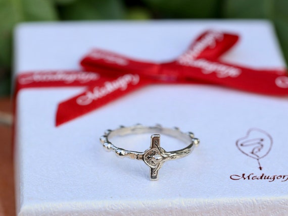 Buy Gold Rosary Ring, Prayer Ring, First Communion Ring, Meditation Ring  Handmade in 14kt Gold Online in India - Etsy