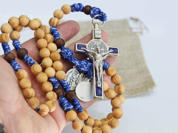 Zehner-Rosenkranz, Holzperle blau mit Benediktus-Kreuz – Deine